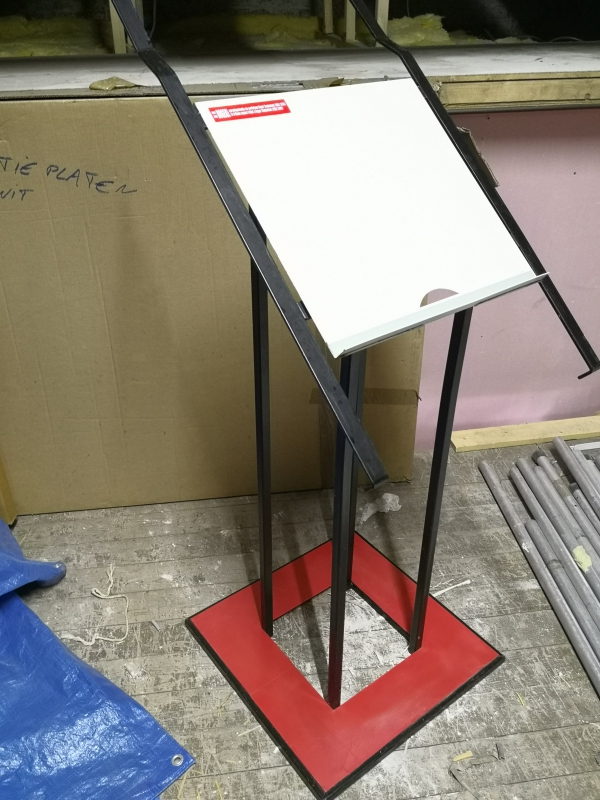 Spreekgestoelte / pupiter