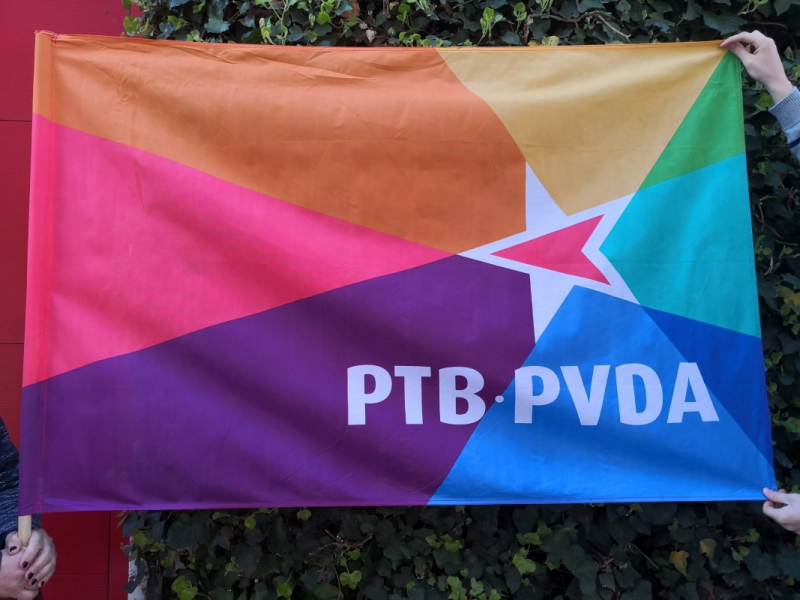 Vlag op stok PVDA-PTB / Drapeau sur poteau PVDA-PTB
